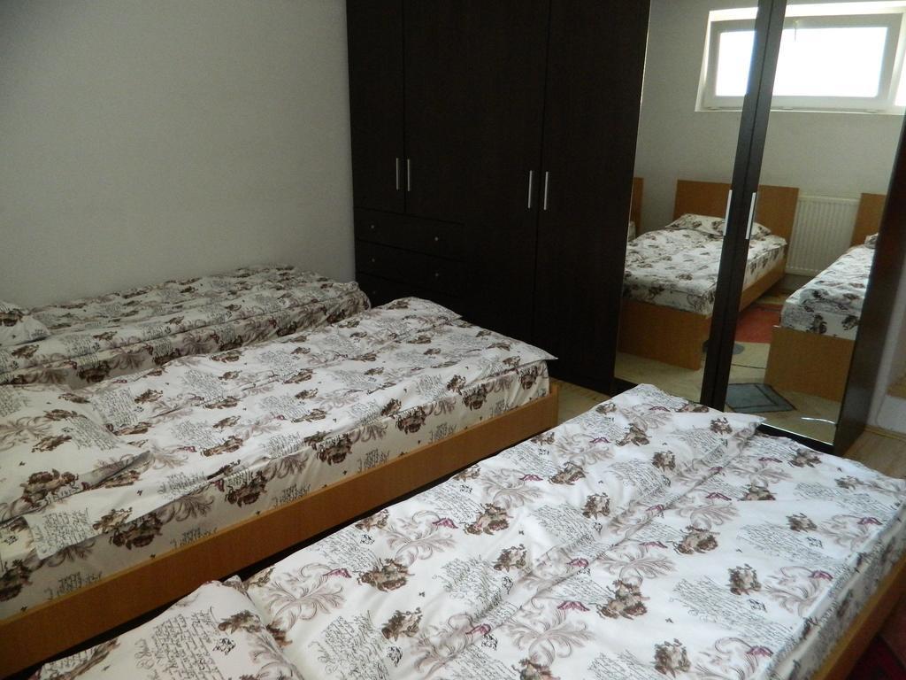 Hotel Cazare Vio Cluj-Napoca Habitación foto